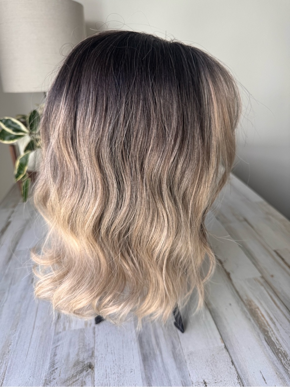 JBEXTENSION 12 Inches Scalpiana Wave Dark Blonde Wig